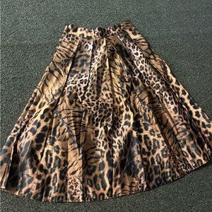 Leopard print skirt